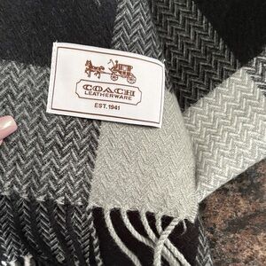 Coach Gray and Black Herringbone Fringe Scarf